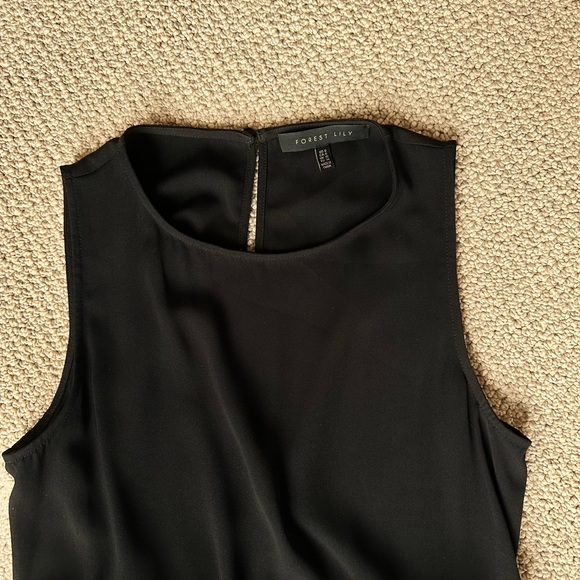 Black, Crop, jumpsuit size 6 Forest Lily - Picture 3 of 5